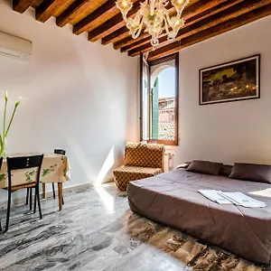  Apartament Venice Apartments Włochy