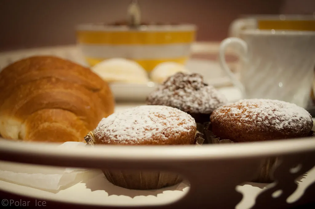 Relais Cola Di Rienzo Bed & Breakfast Rome