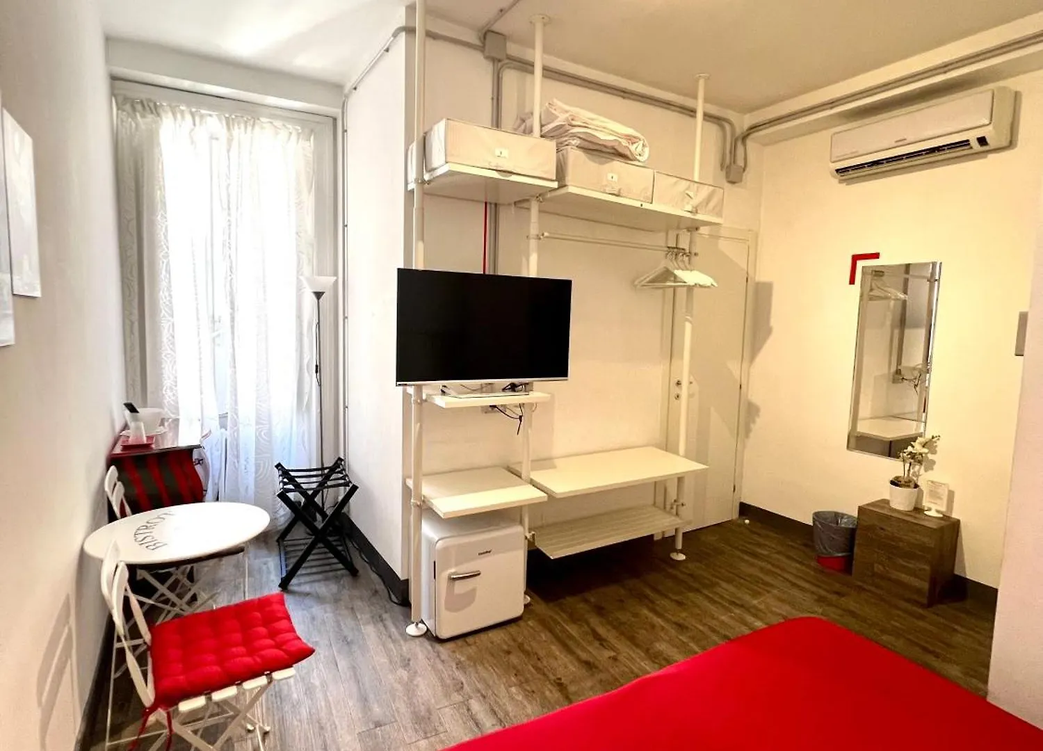 Relais Cola Di Rienzo Bed & Breakfast Rome 3*,  Italy