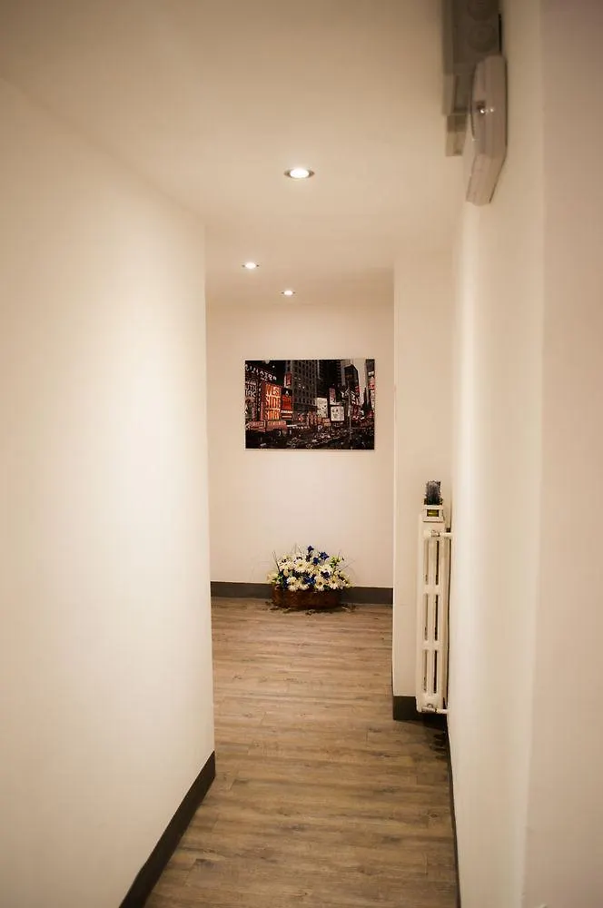 ***  Relais Cola Di Rienzo Bed & Breakfast Rome Italy
